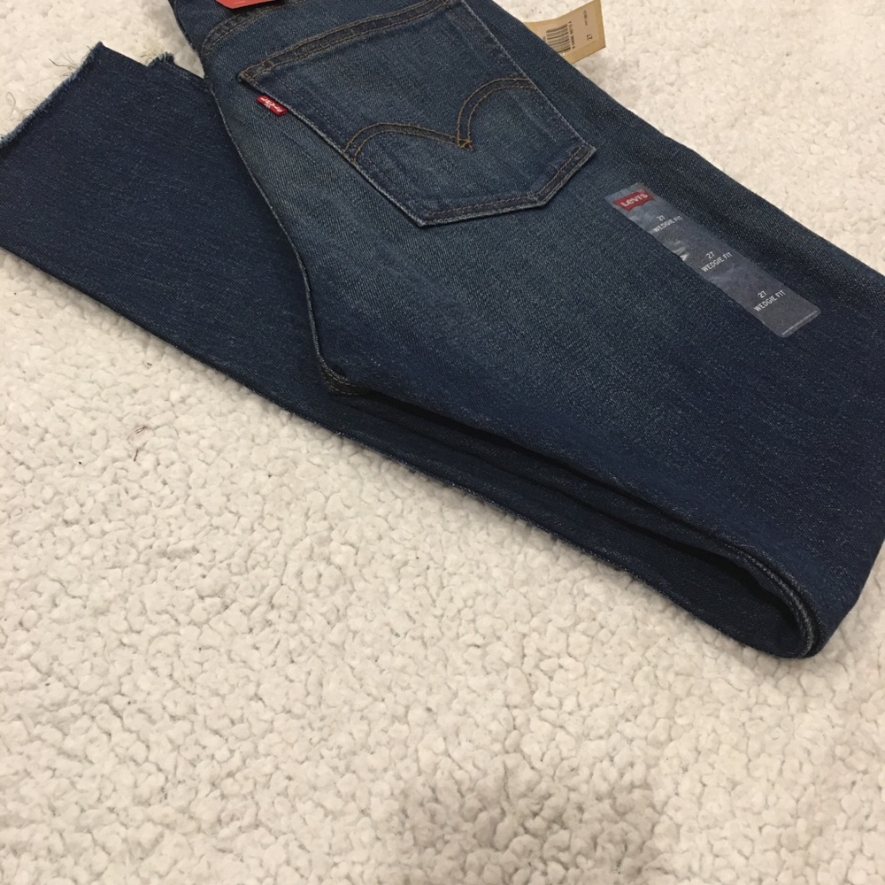 Women’s Levi’s Jeans